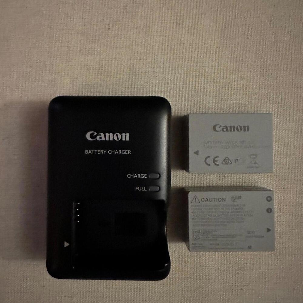 Canon Camera CB-2LC Battery Charger with 2 NB-10L batteries - NWOT - Picture 14 of 15